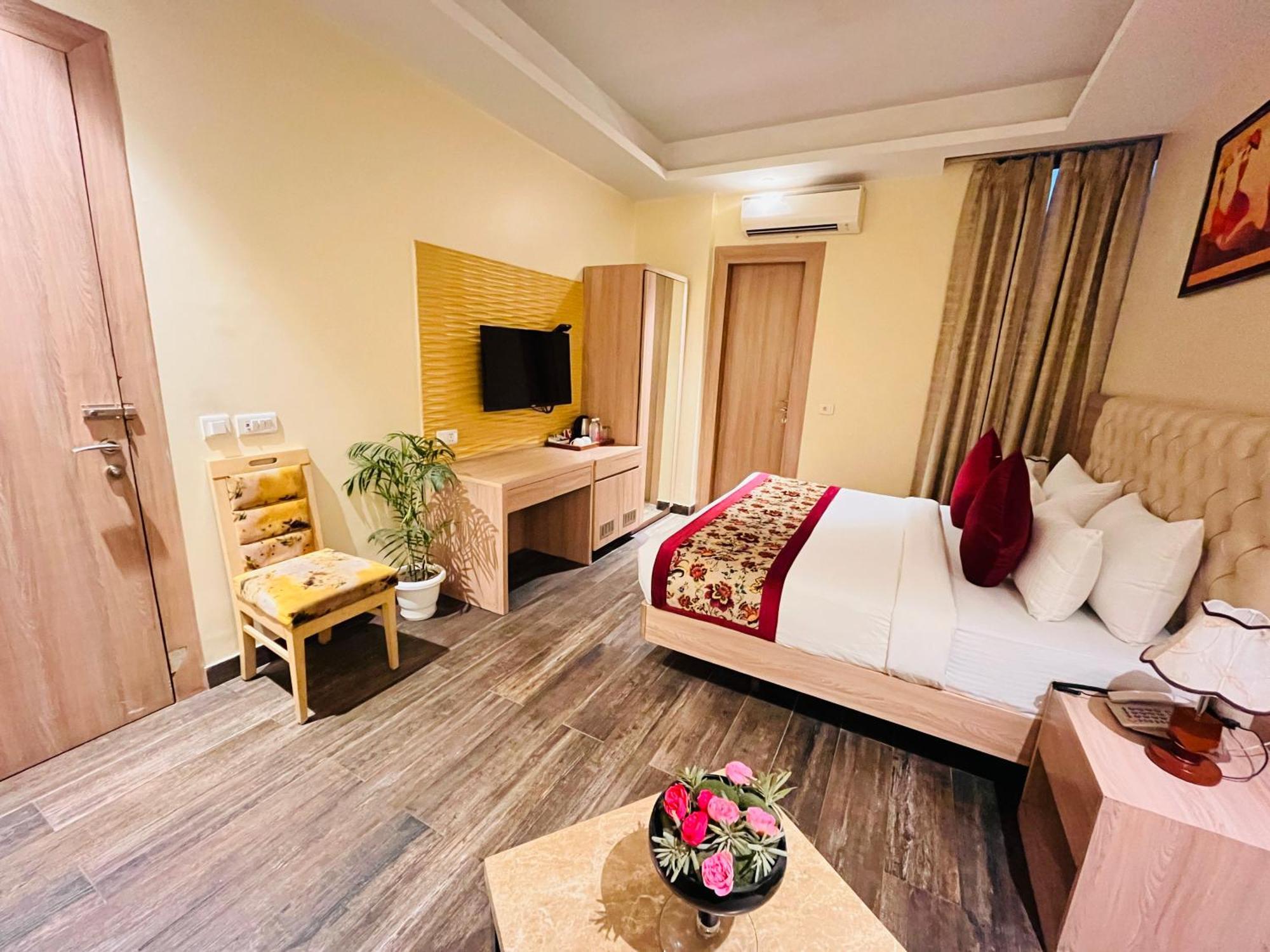 Hotel Banz Near Indira Gandhi Airport Delhi New Delhi Ngoại thất bức ảnh